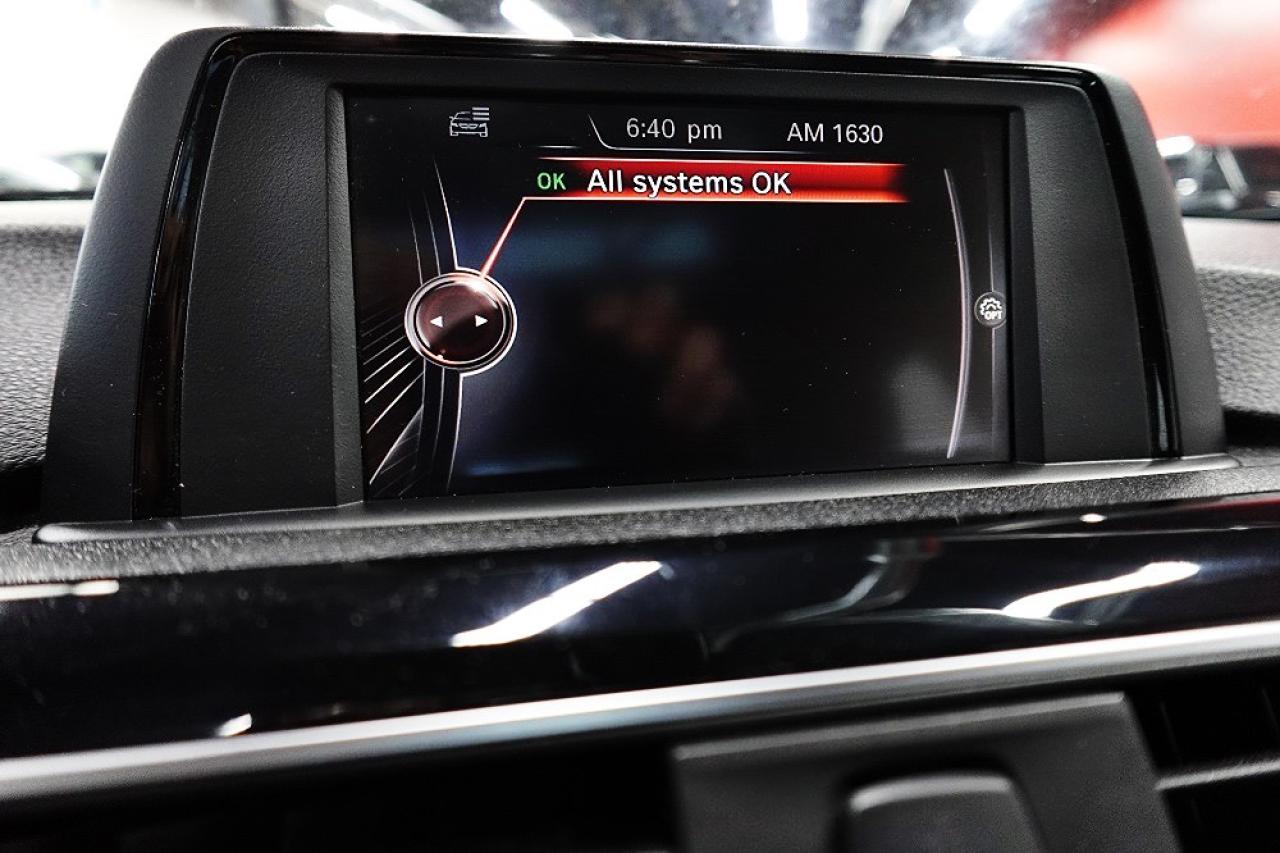 2016 BMW 3 Series 320i xDrive WELL MAINTAIN,AWD,MANGER SPACIAL - Photo #20