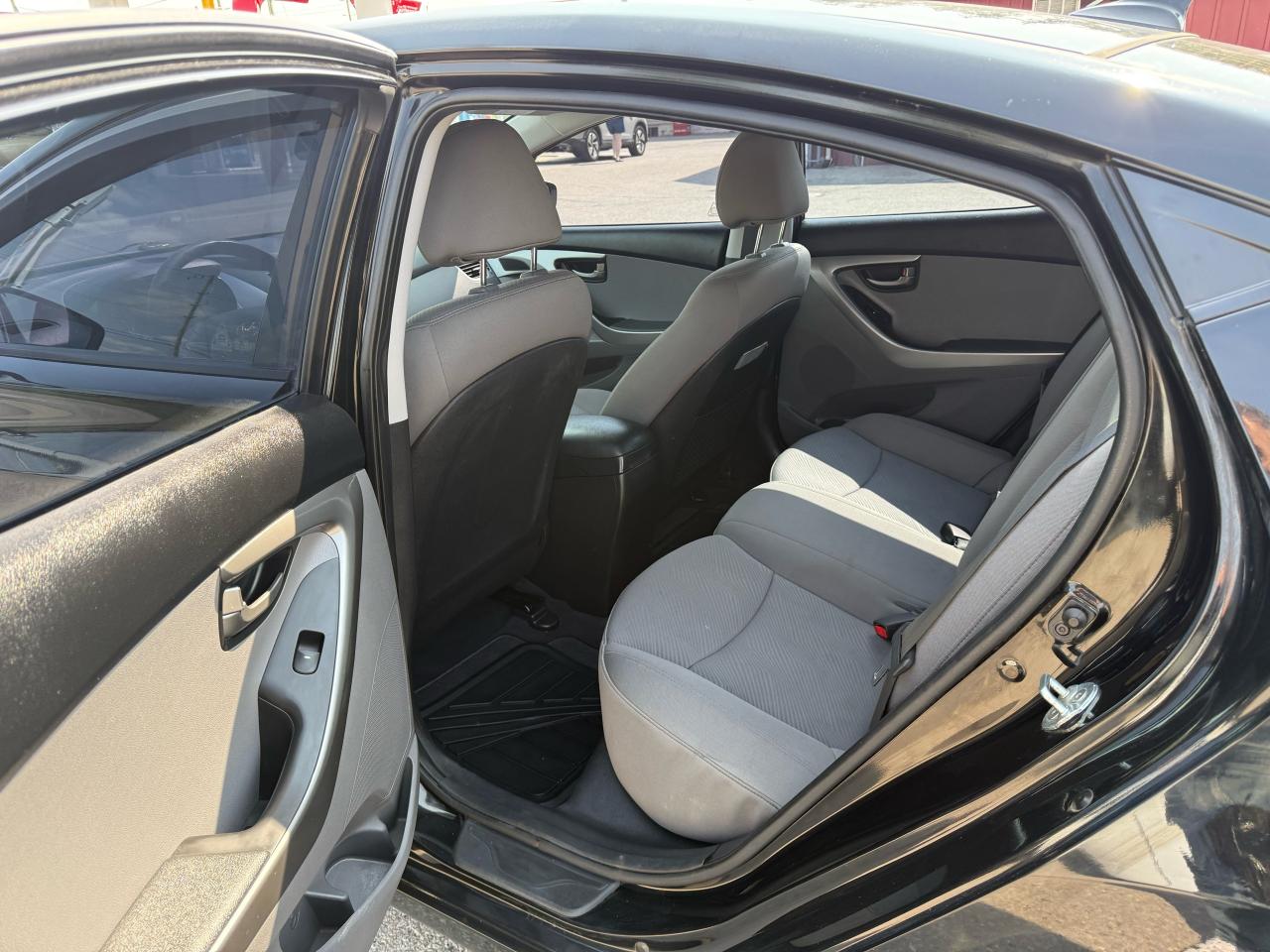 2013 Hyundai Elantra GL Photo