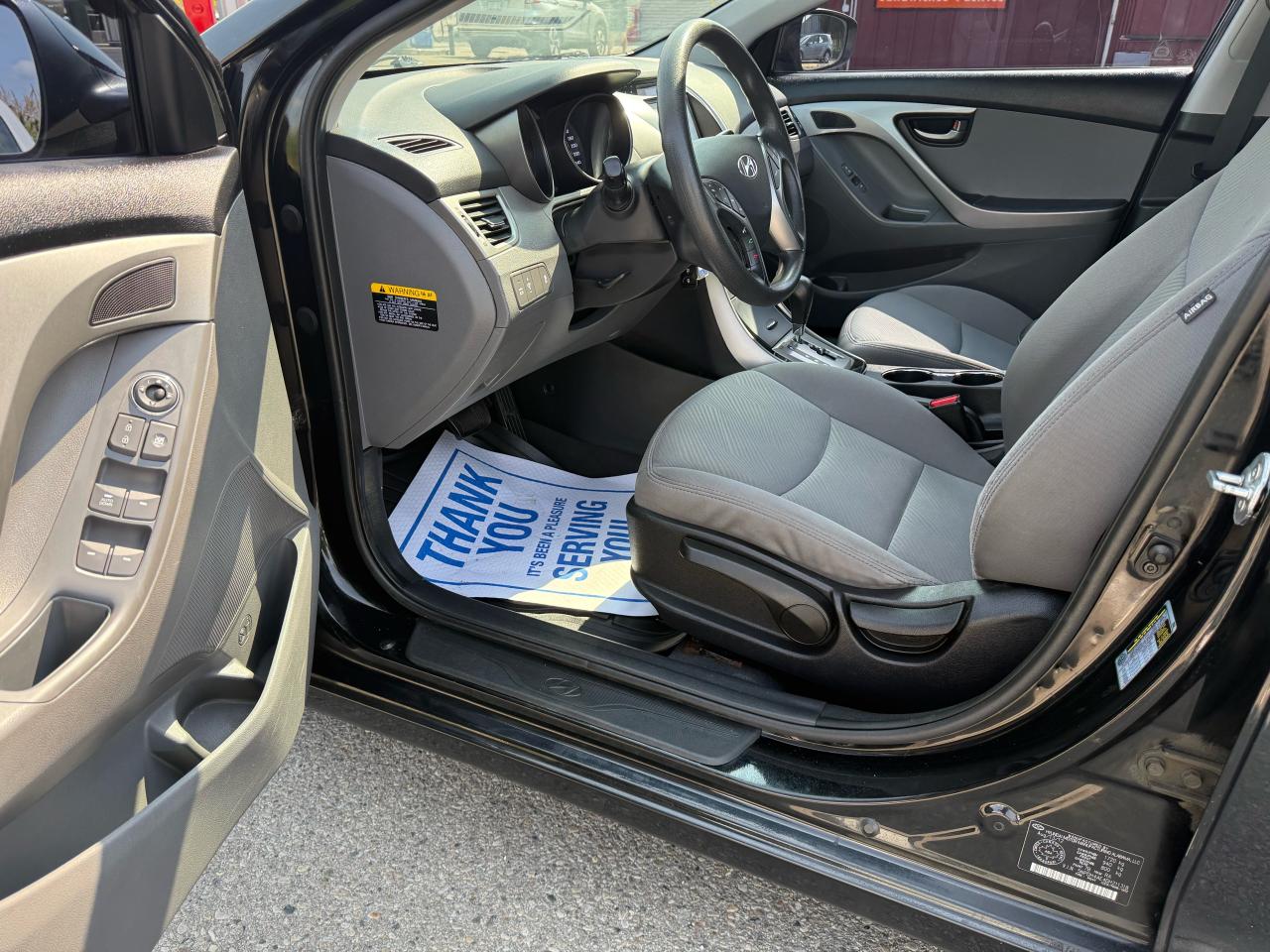 2013 Hyundai Elantra GL - Photo #11