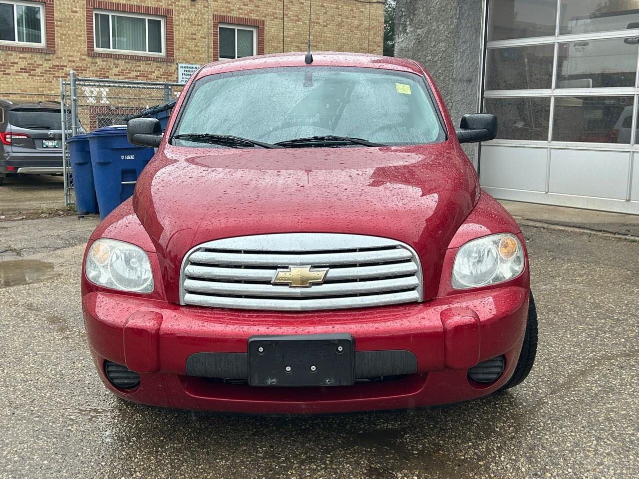 2011 Chevrolet HHR FWD 4dr LS - Photo #2