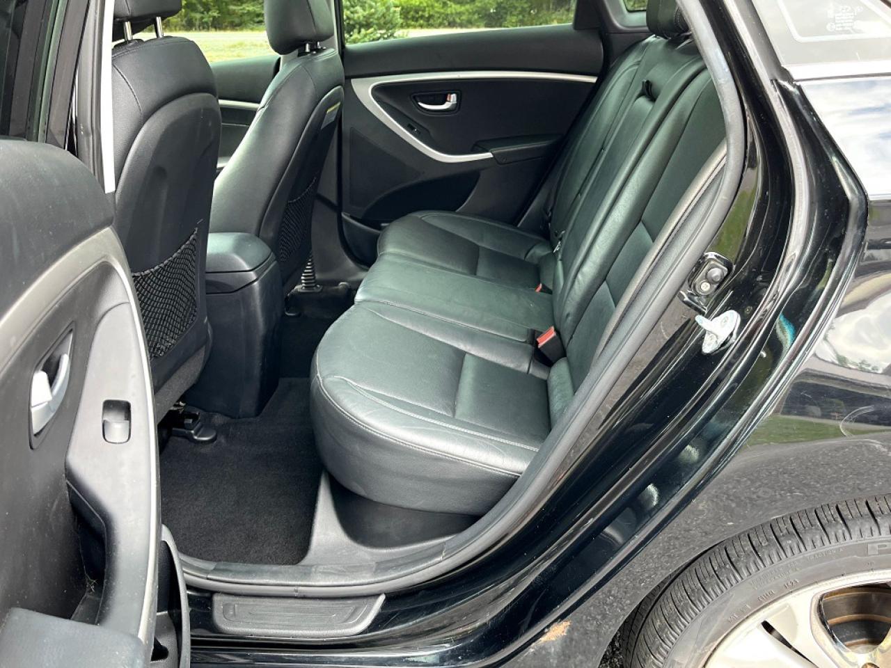2014 Hyundai Elantra GT SE w/Tech Pkg - Photo #7