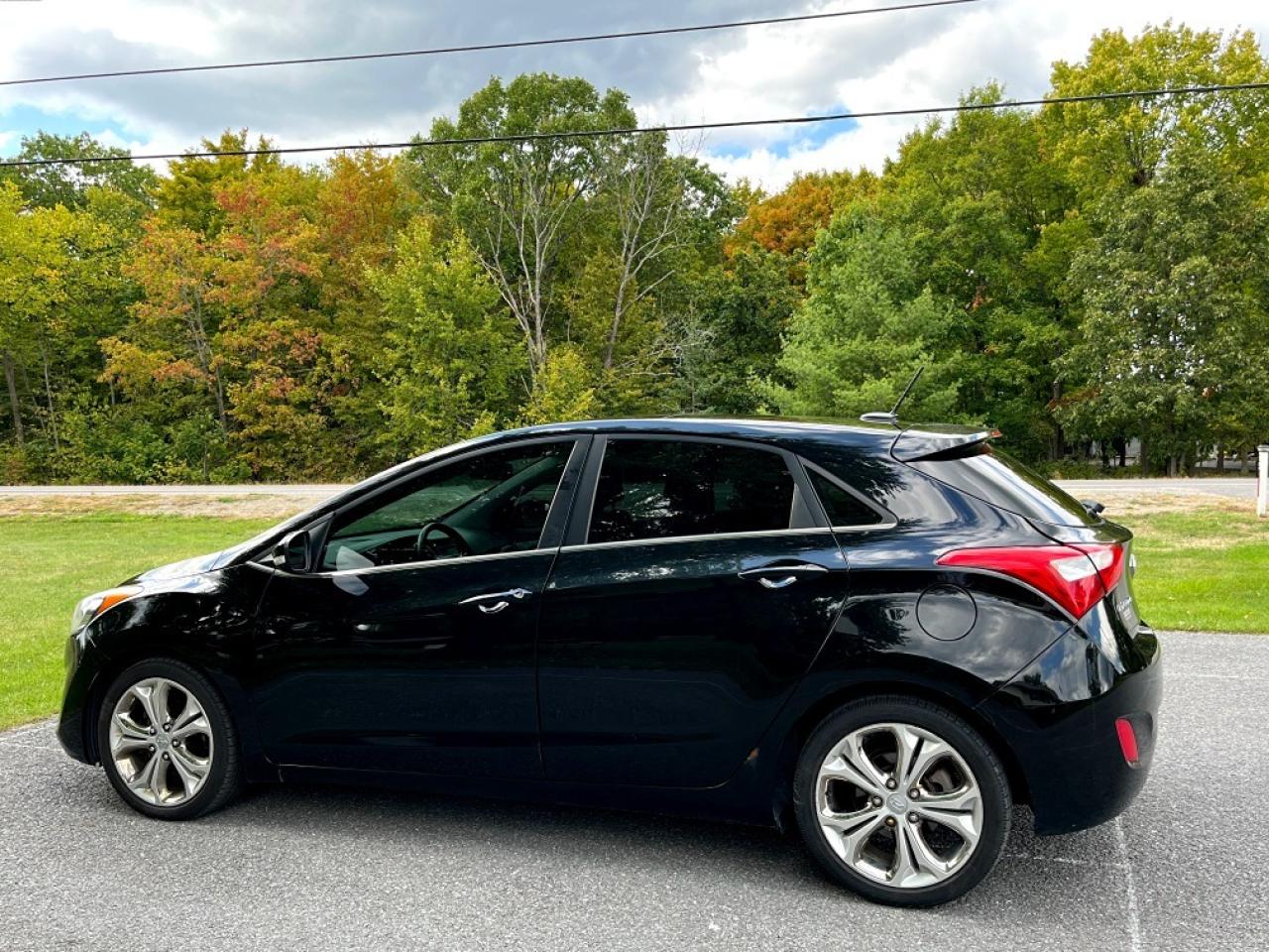 2014 Hyundai Elantra GT SE w/Tech Pkg - Photo #3