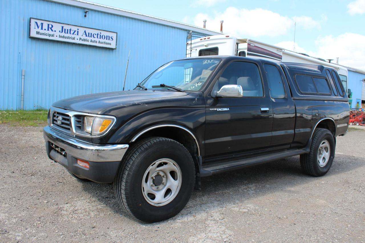 Used 1995 Toyota Tacoma Xtracab 3.4L V6 Auto 4WD SR5 for sale in Breslau, ON