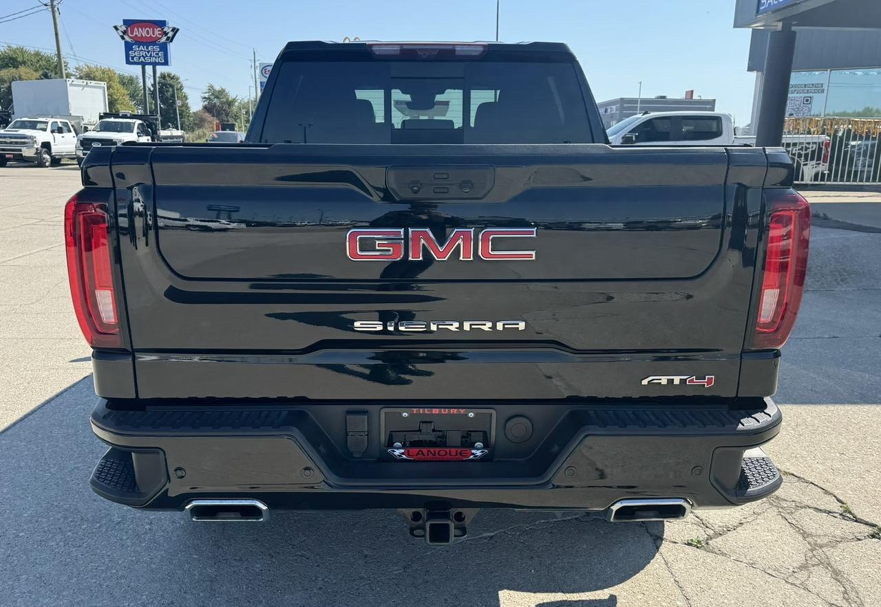 2024 GMC Sierra 1500 AT4 Photo