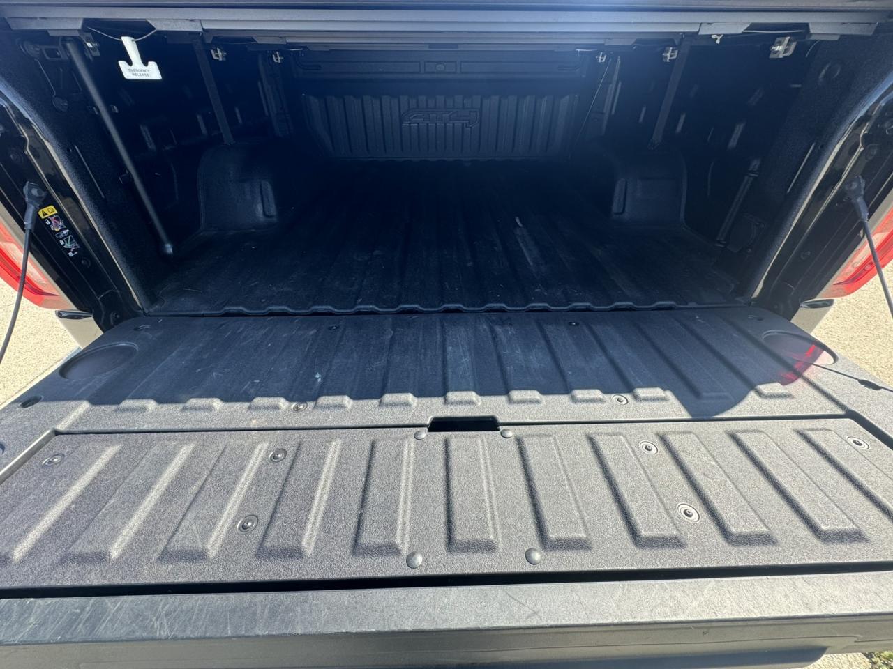 2024 GMC Sierra 1500 AT4 Photo