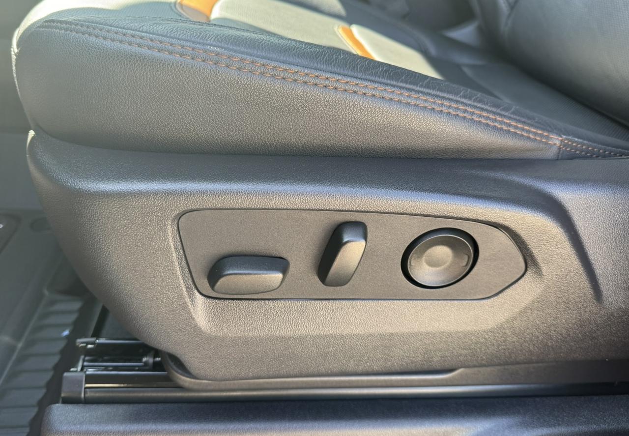 2024 GMC Sierra 1500 AT4 Photo