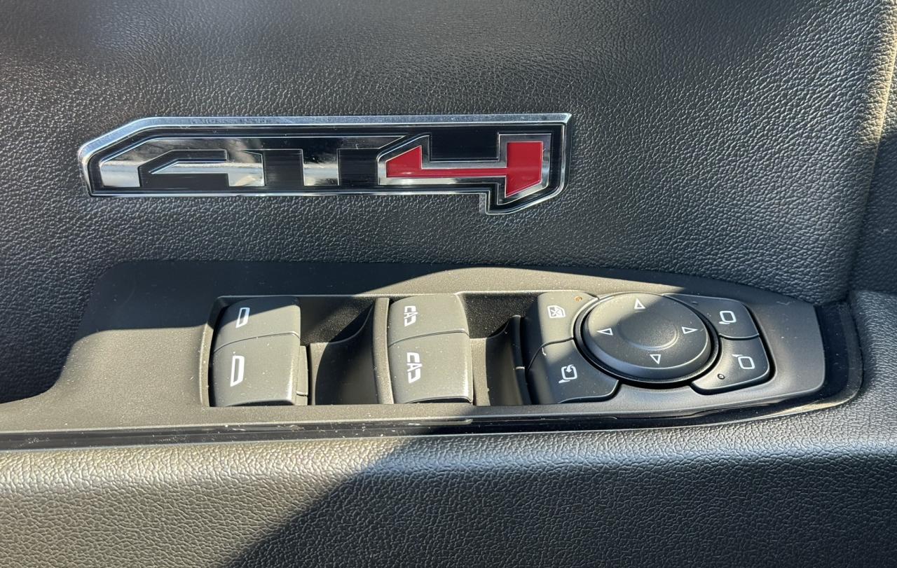 2024 GMC Sierra 1500 AT4 Photo