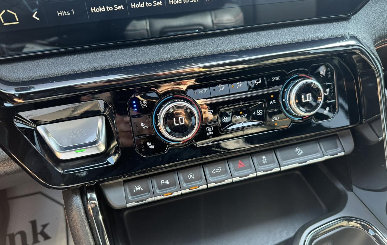 2024 GMC Sierra 1500 AT4 Photo