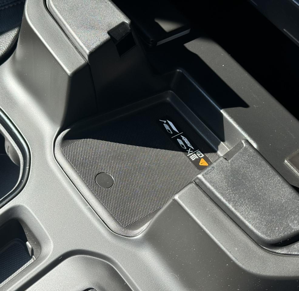 2024 GMC Sierra 1500 AT4 Photo