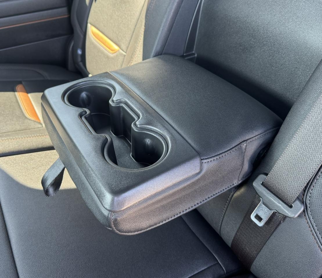 2024 GMC Sierra 1500 AT4 Photo