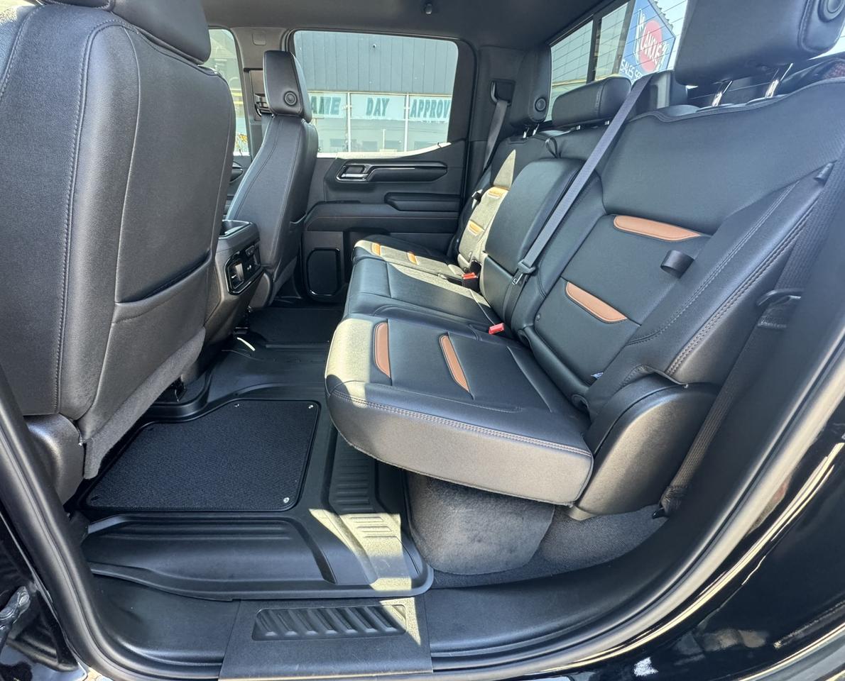 2024 GMC Sierra 1500 AT4 Photo