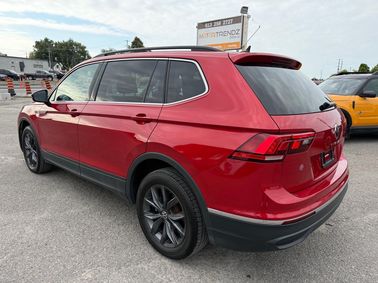 2022 Volkswagen Tiguan Comfortline Leather! Pano Roof! AutoStart! Photo