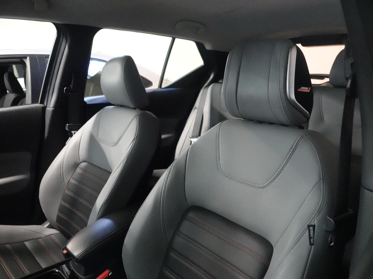 2021 Nissan Kicks SR | Leather | 360 Camera | Heated Seats | CarPlay Photo