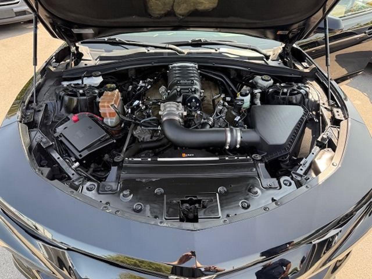 2018 Chevrolet Camaro 1LT - Photo #9