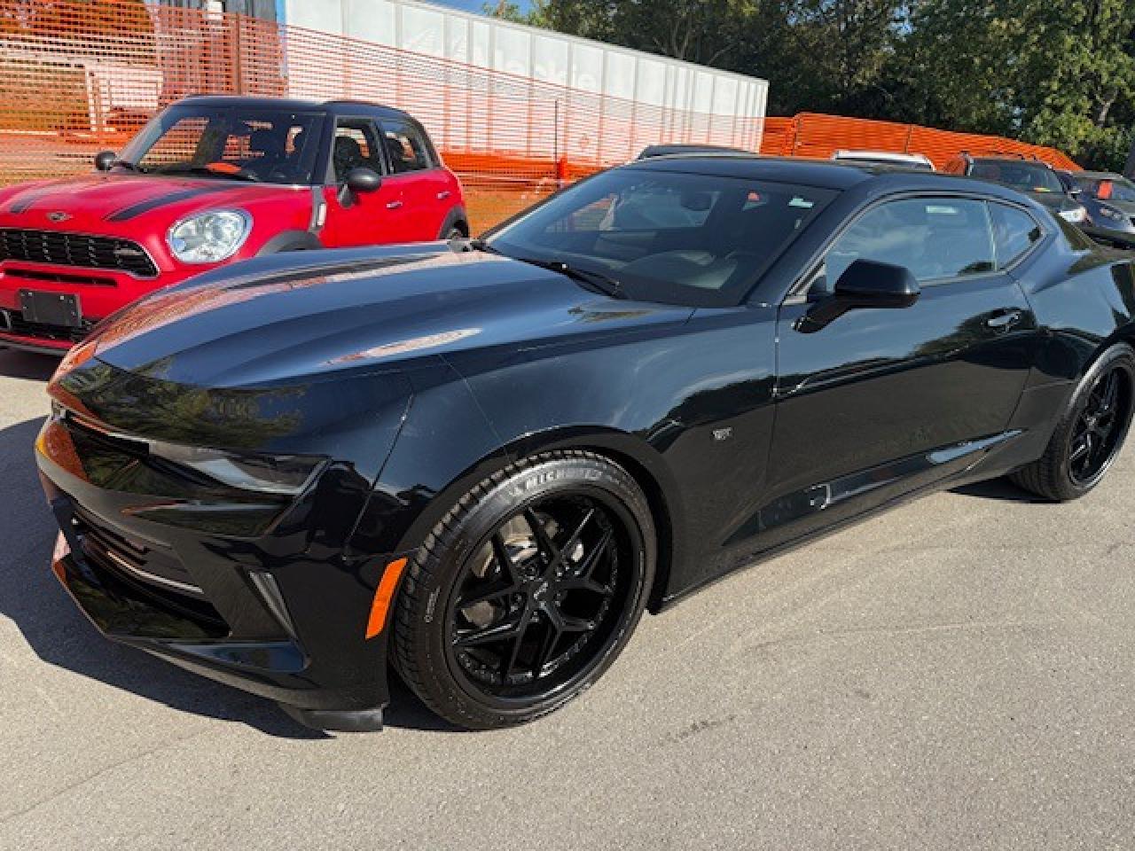 2018 Chevrolet Camaro 1LT - Photo #23