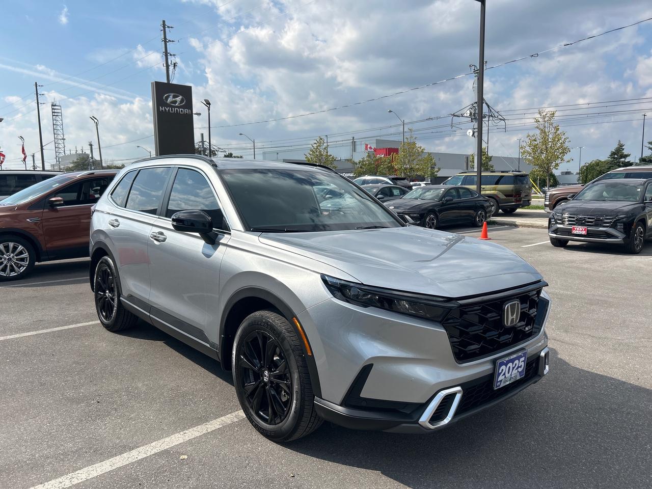 2025 Honda CR-V Hybrid Touring Photo