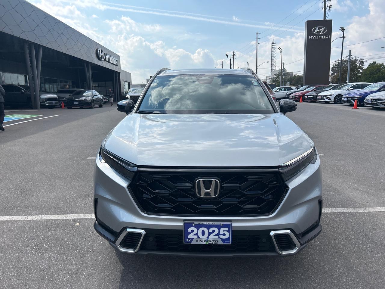 2025 Honda CR-V Hybrid Touring Photo