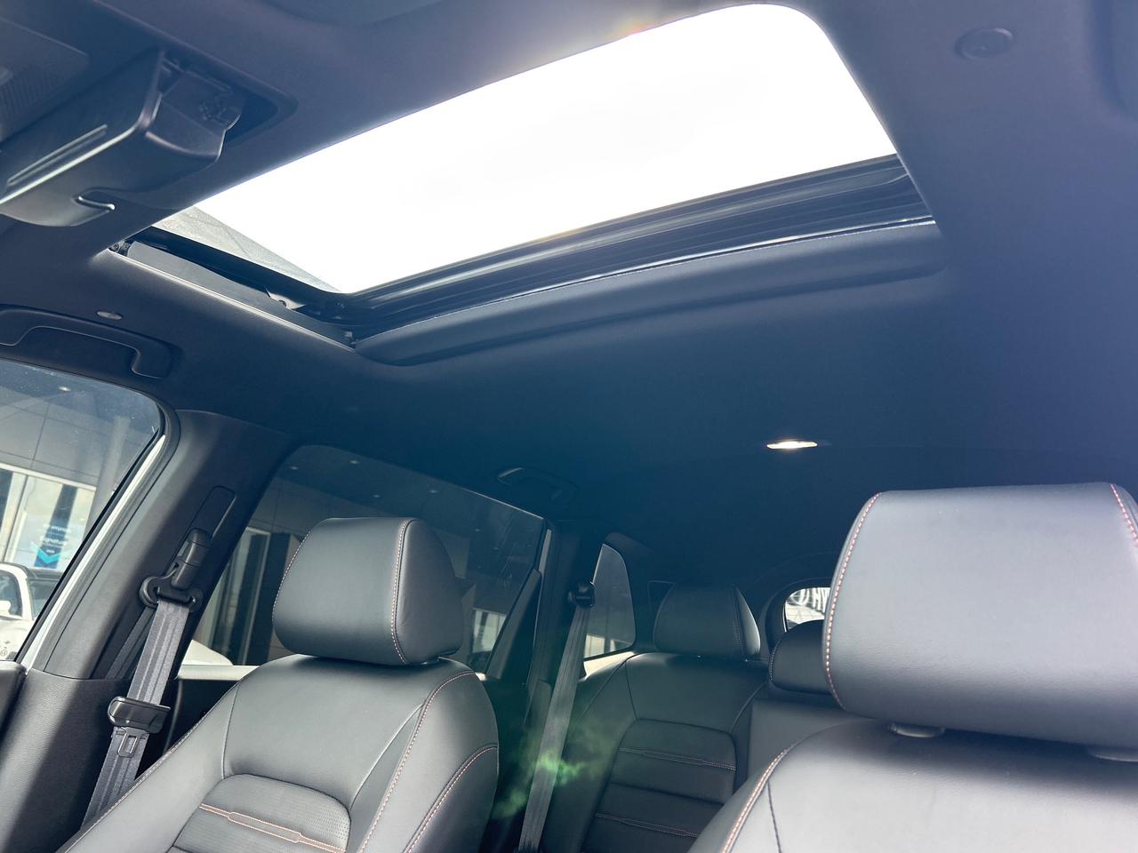 2025 Honda CR-V Hybrid Touring Photo