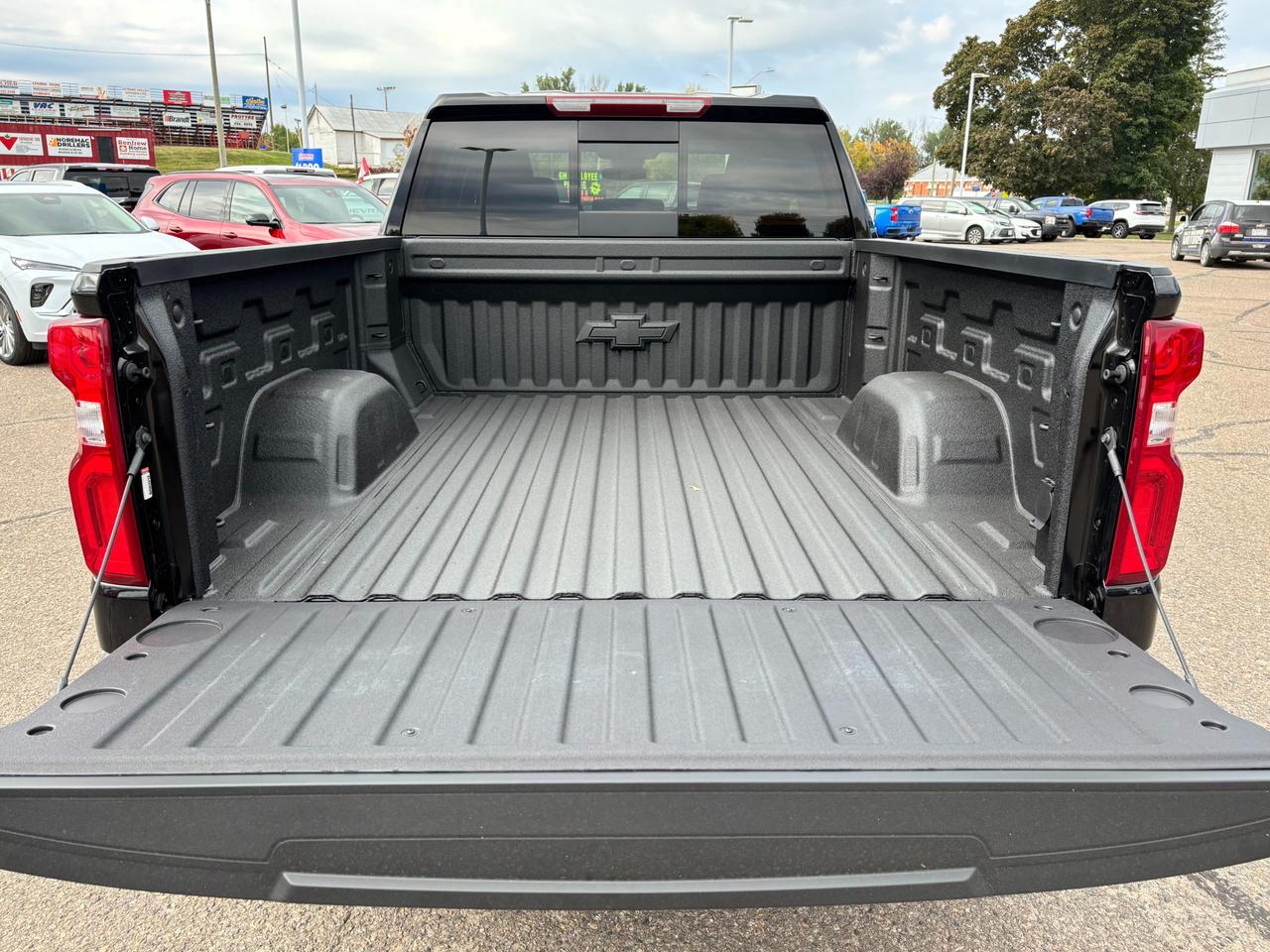 2026 Chevrolet Silverado 1500 2026 Chevrolet Silverado RST Crew Cab 4WD Photo