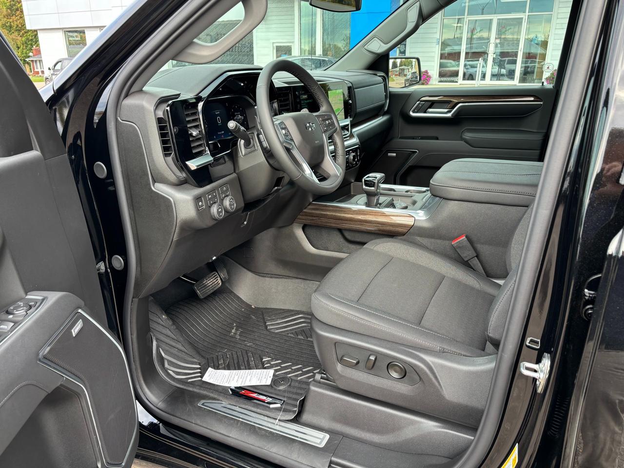 2026 Chevrolet Silverado 1500 2026 Chevrolet Silverado RST Crew Cab 4WD Photo