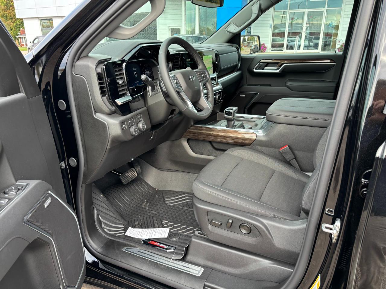 2026 Chevrolet Silverado 1500 2026 Chevrolet Silverado RST Crew Cab 4WD Photo