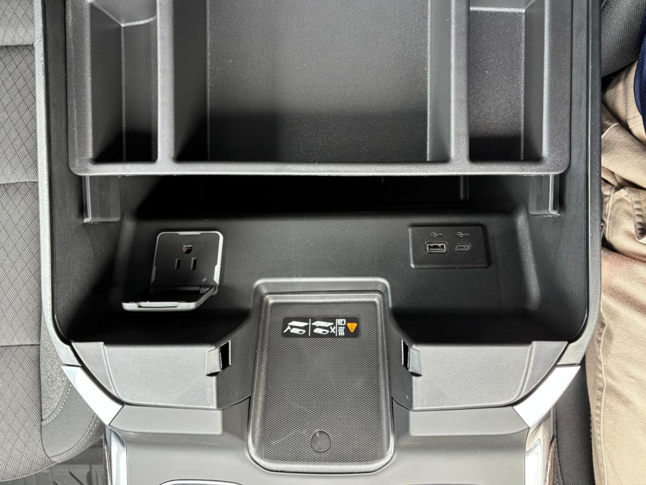 2026 Chevrolet Silverado 1500 2026 Chevrolet Silverado RST Crew Cab 4WD Photo