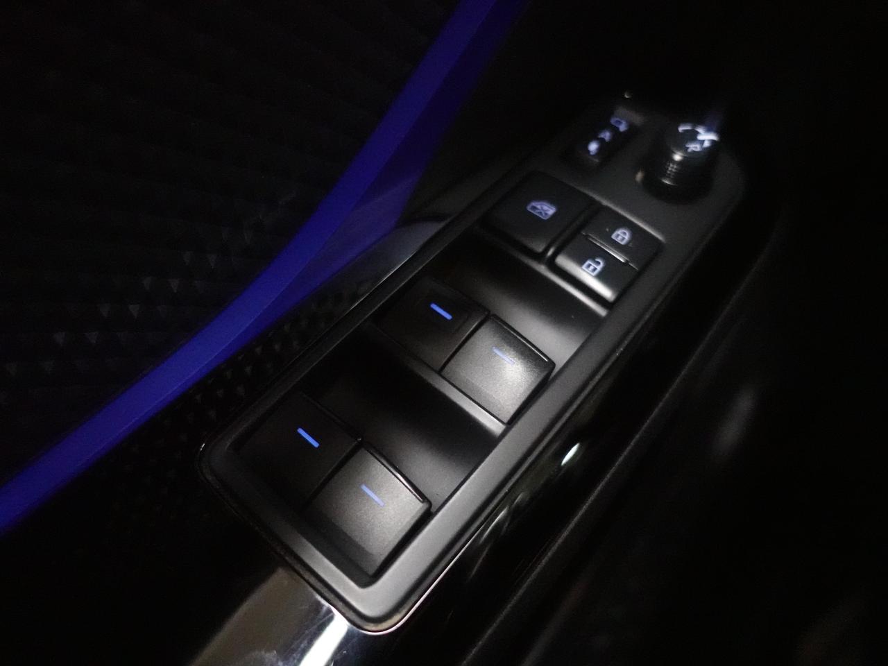 2020 Toyota C-HR XLE PREMIUM | LaneDep | Heated Seats | CarPlay