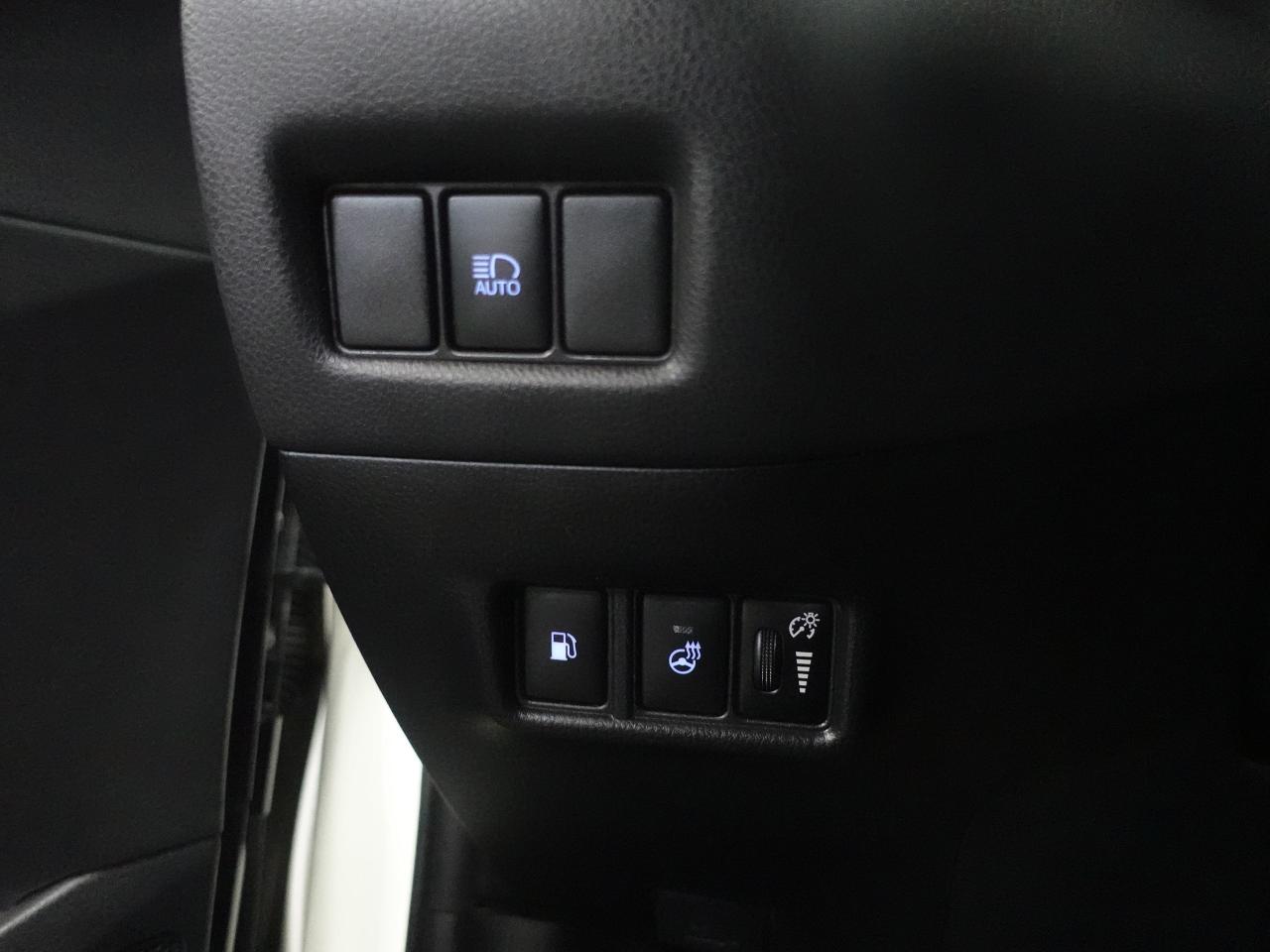 2020 Toyota C-HR XLE PREMIUM | LaneDep | Heated Seats | CarPlay