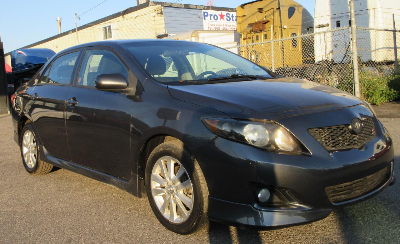 2010 Toyota Corolla CE Photo3