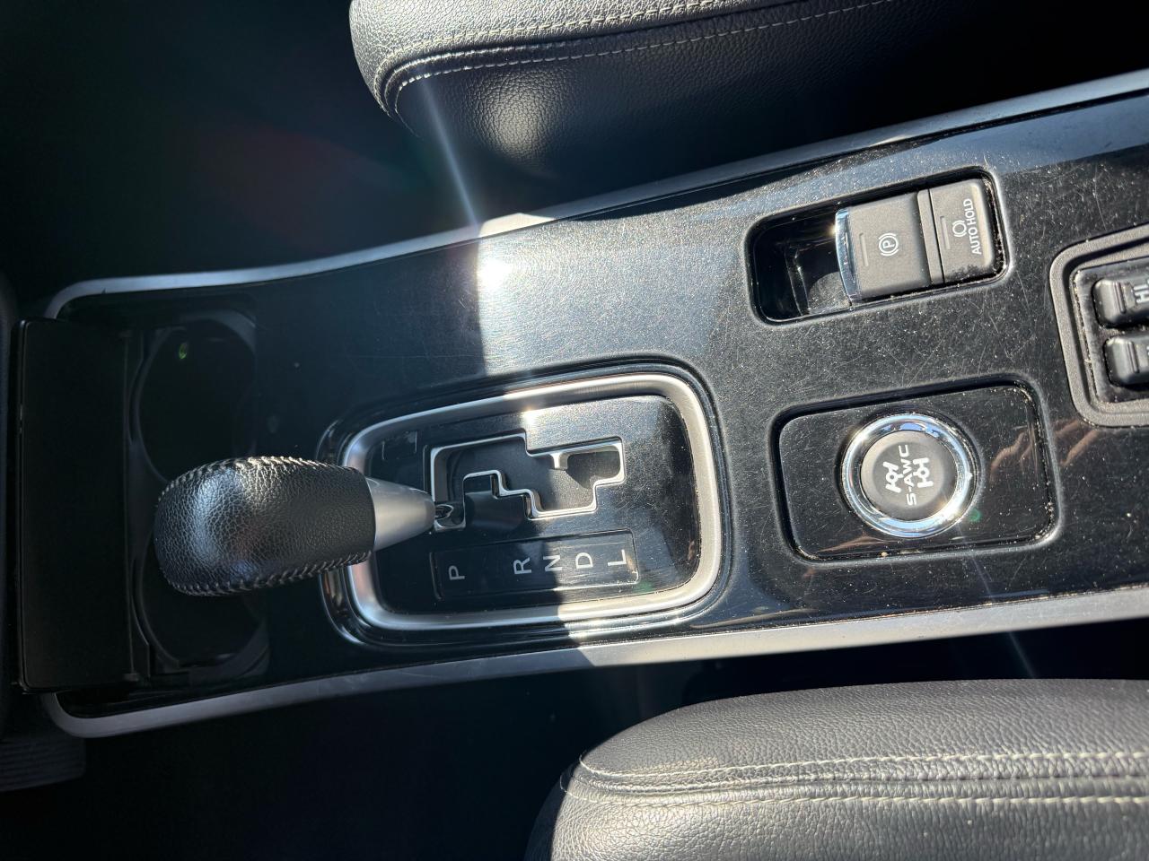 2018 Mitsubishi Outlander GT Photo16