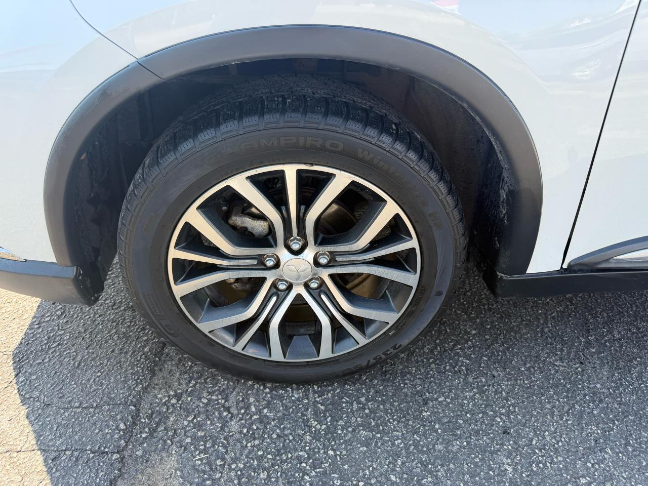 2018 Mitsubishi Outlander GT Photo31