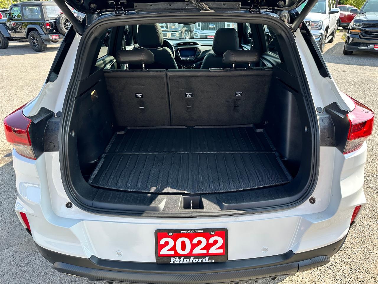 2022 Chevrolet TrailBlazer RS AWD HTD Cloth Sunroof XM CarPlay RemStart Alloy Photo