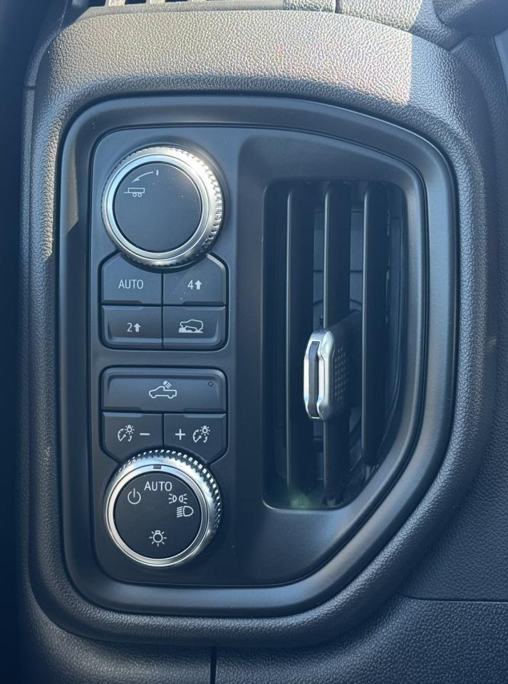 2022 GMC Sierra 1500 PRO Photo