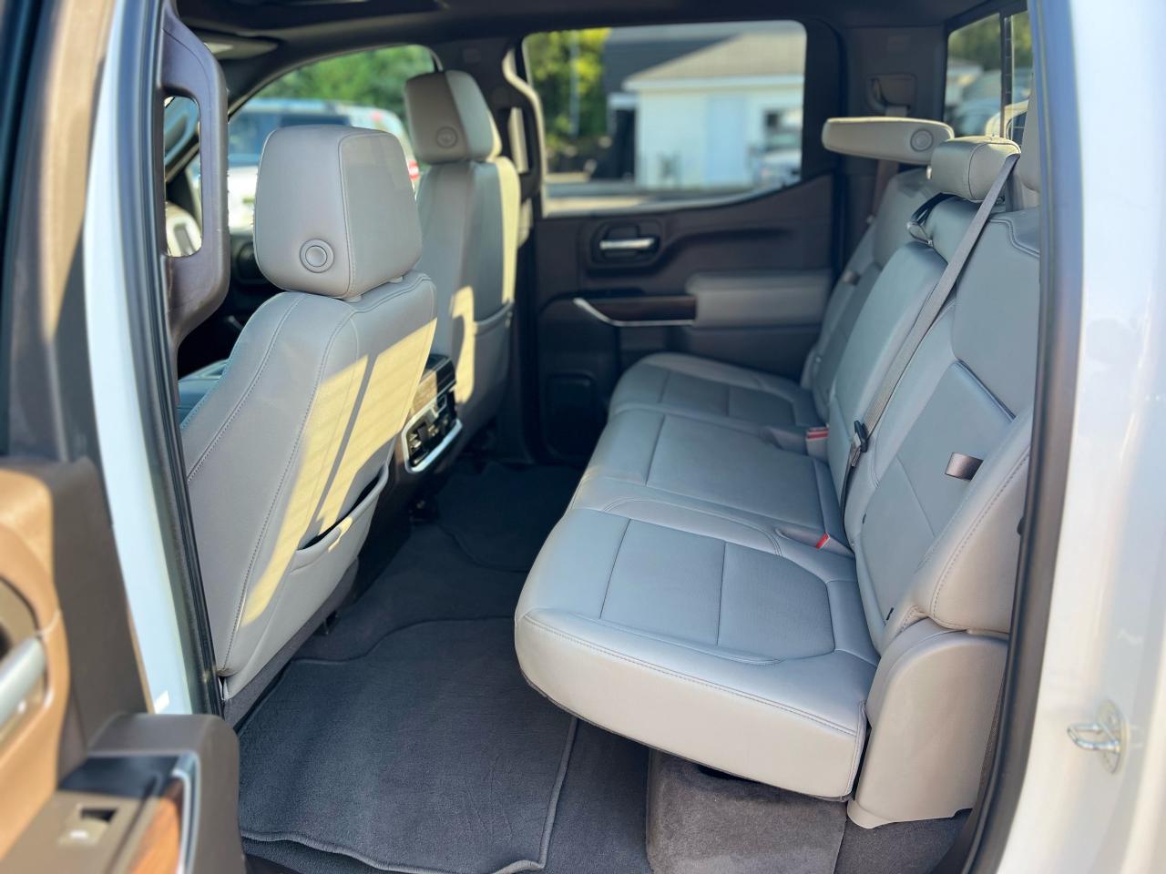 2021 GMC Sierra 1500 SLT Photo50