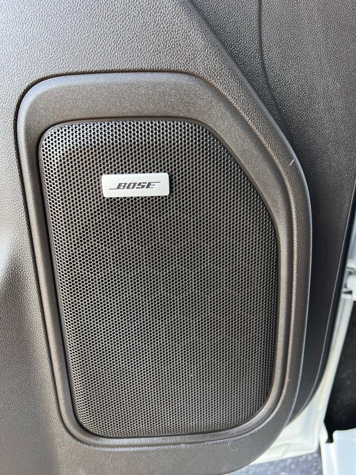 2021 GMC Sierra 1500 SLT Photo25