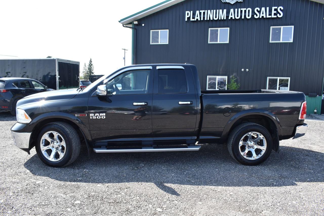 2015 RAM 1500 Laramie - 3.0L ECO DIESEL LOW KM - Photo #2