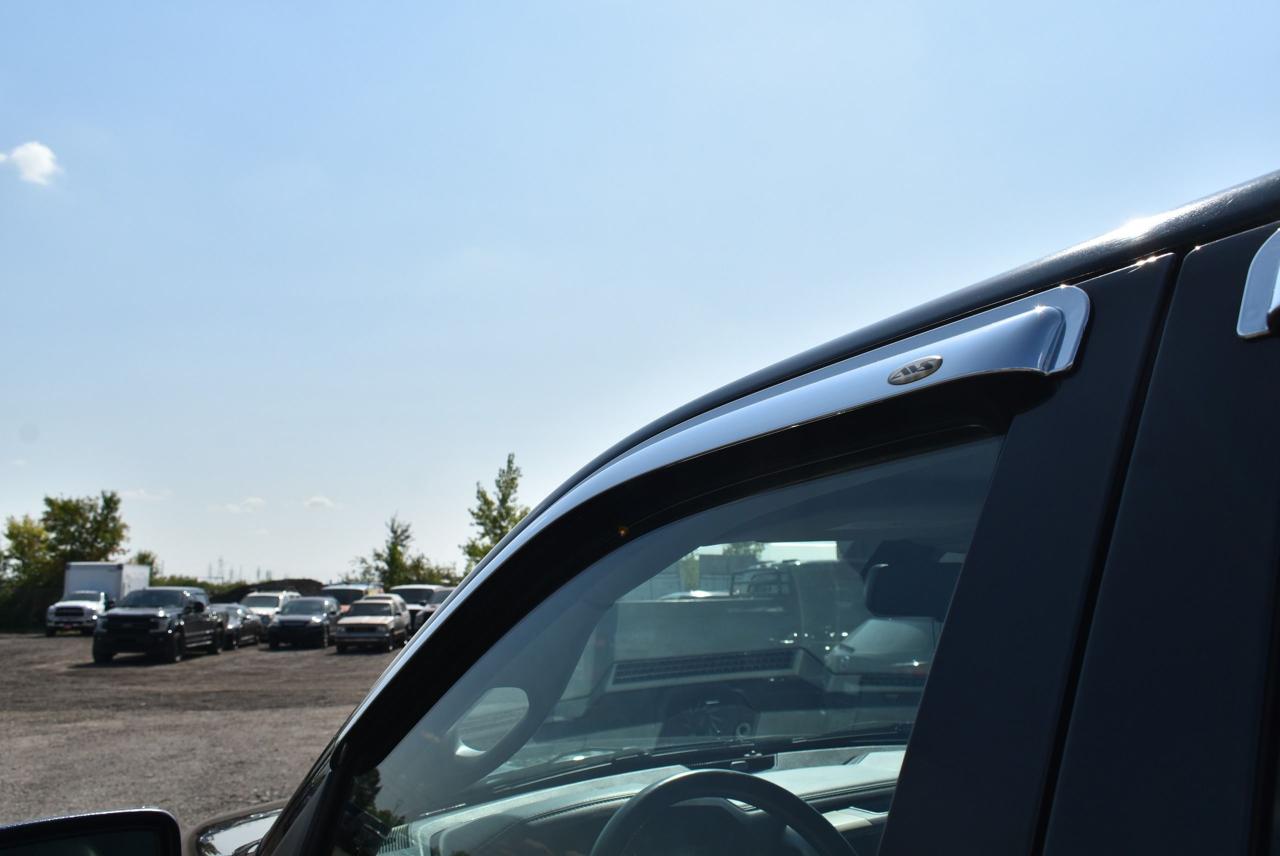 2015 RAM 1500 Laramie - 3.0L ECO DIESEL LOW KM - Photo #12