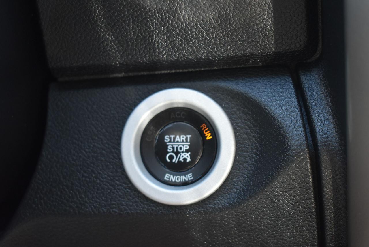 2015 RAM 1500 Laramie - 3.0L ECO DIESEL LOW KM - Photo #45
