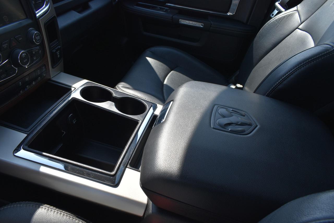 2015 RAM 1500 Laramie - 3.0L ECO DIESEL LOW KM - Photo #46