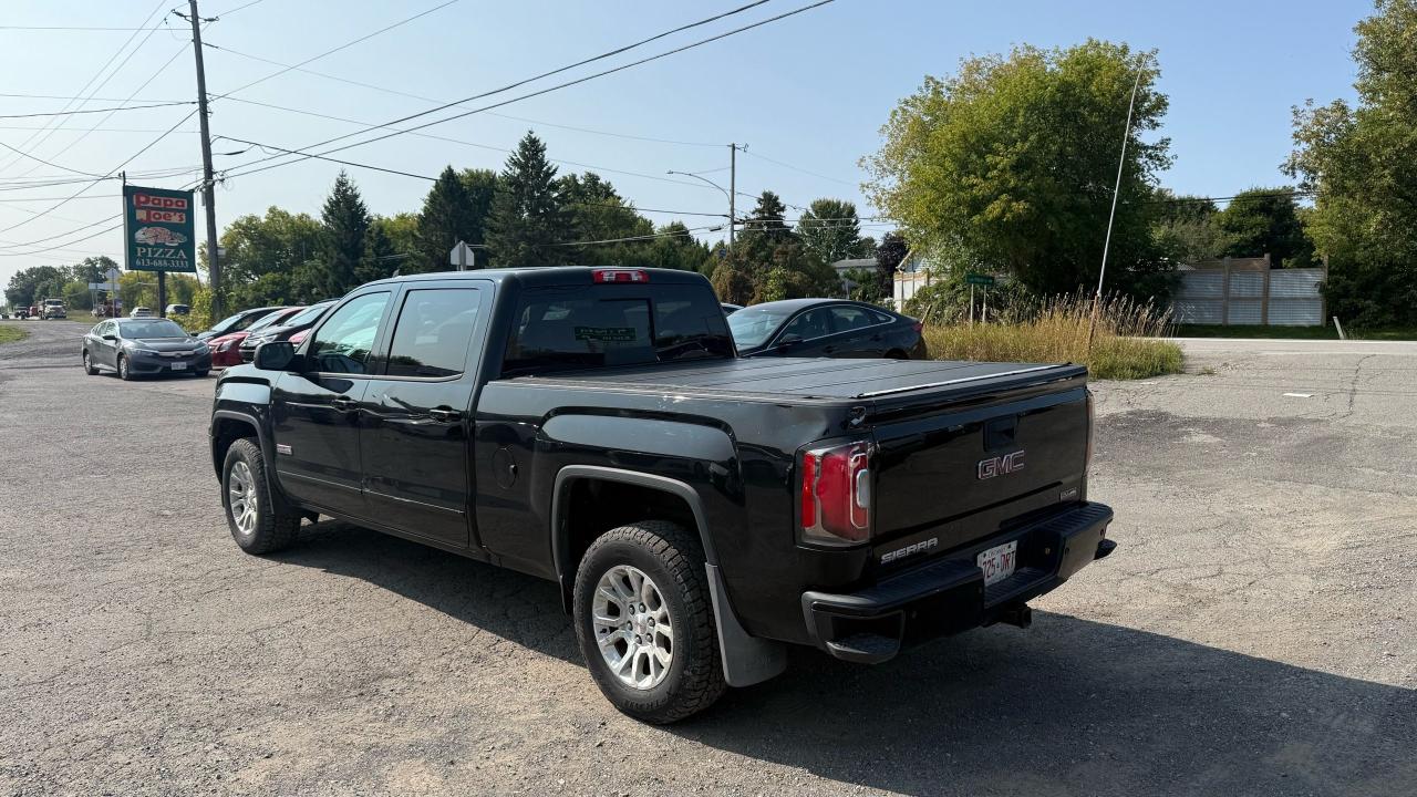 2018 GMC Sierra 1500 SLT Photo2