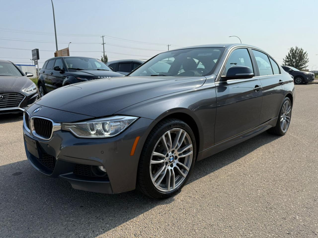 2015 BMW 3 Series 335i xDrive | M PACKAGE | ALL CREDIT ACCEPTED!! - Photo #3