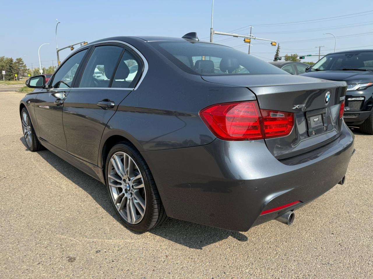 2015 BMW 3 Series 335i xDrive | M PACKAGE | ALL CREDIT ACCEPTED!! - Photo #5
