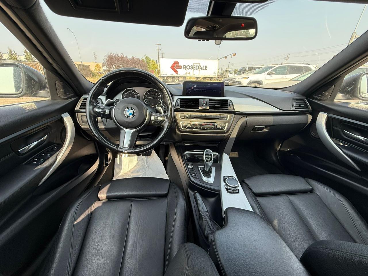 2015 BMW 3 Series 335i xDrive | M PACKAGE | ALL CREDIT ACCEPTED!! - Photo #14