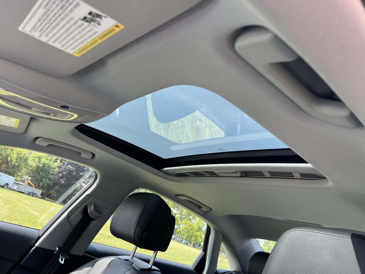 2018 Audi A4 2.0T Progressiv quattro Sedan *Navigation / sunroof Photo