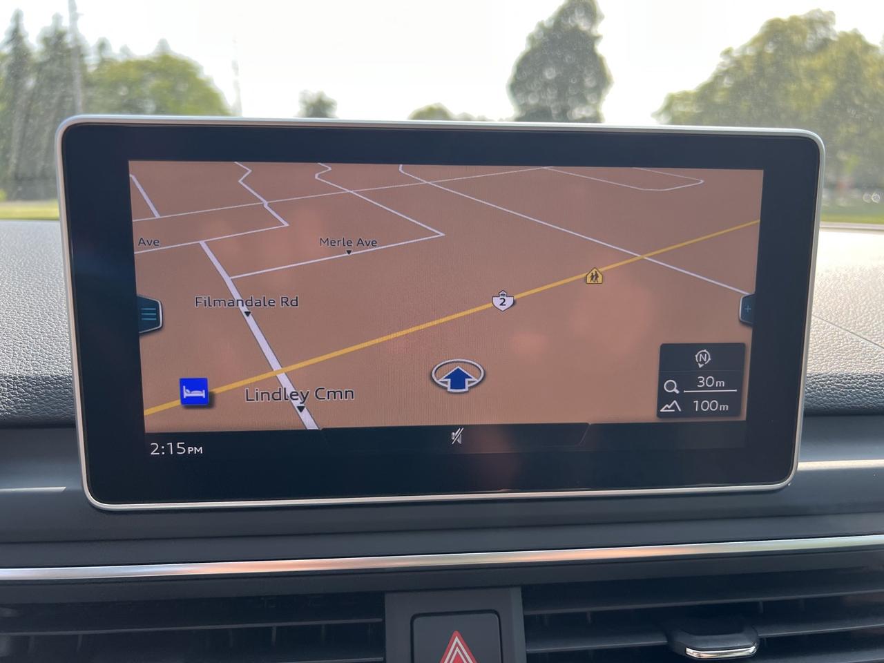 2018 Audi A4 2.0T Progressiv quattro Sedan *Navigation / sunroof Photo