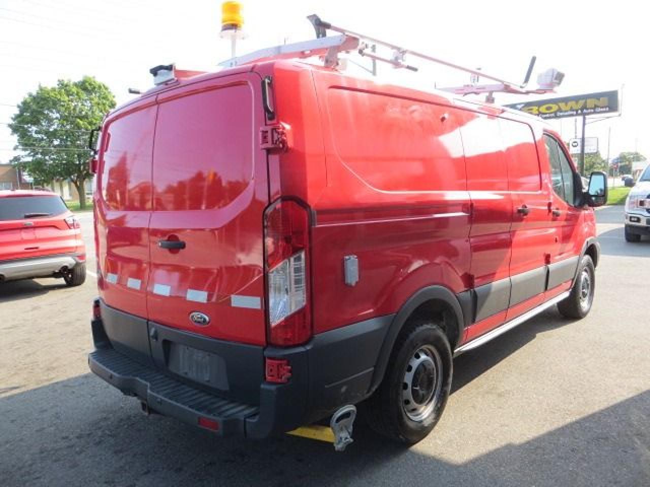 2018 Ford Transit CERTIFIED,T-250,3.7L,SHELVING,LADDER RACK,INVERTER - Photo #7