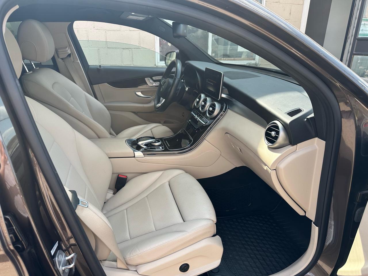 2018 Mercedes-Benz GLC-Class GLC 300 4MATIC Coupe - Photo #8
