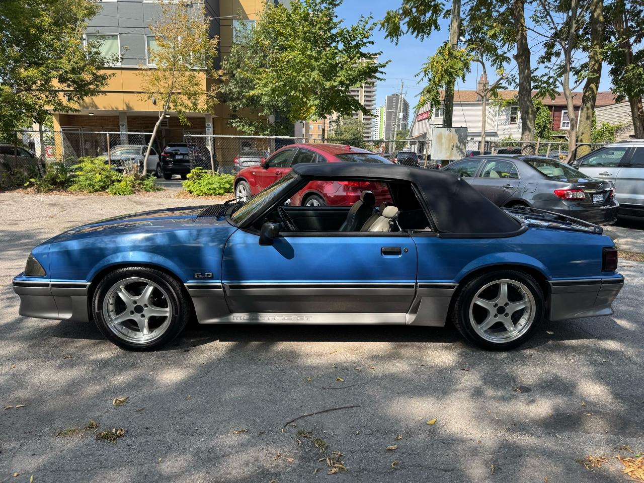 1987 Ford Mustang 5.0L - Photo #2