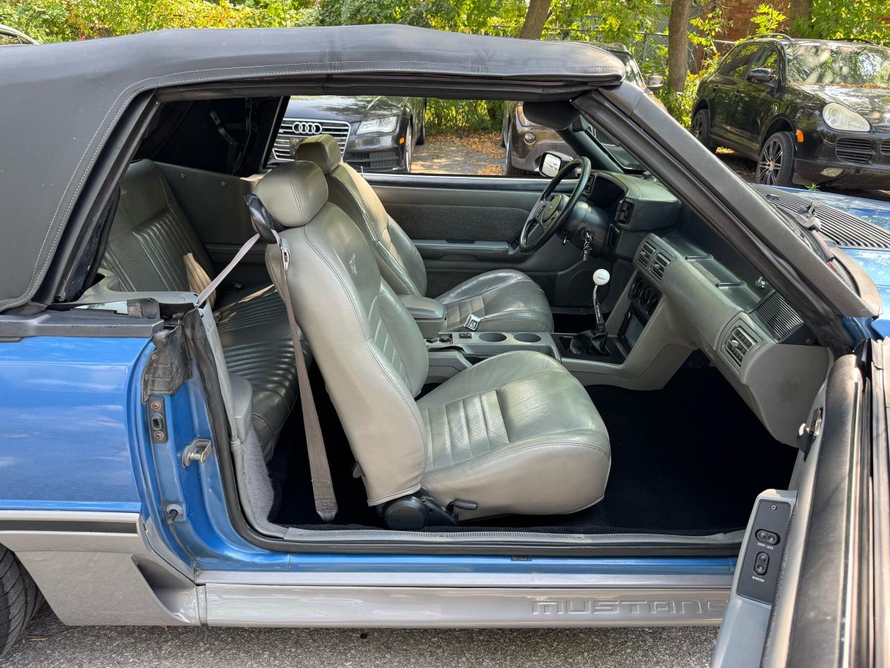 1987 Ford Mustang 5.0L - Photo #16