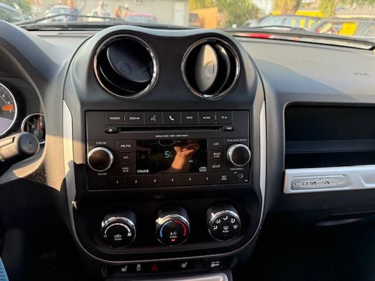 2017 Jeep Compass High Altitude Edition Photo2